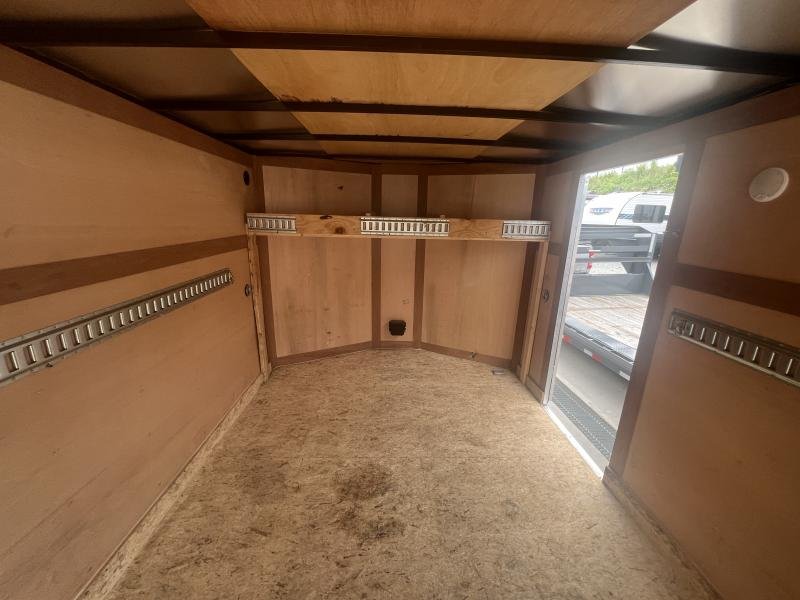 USED 2021 Wells Cargo 8.5X20 Cargo Enclosed Trailer 7000 GVW WUW1Gyj7q6um