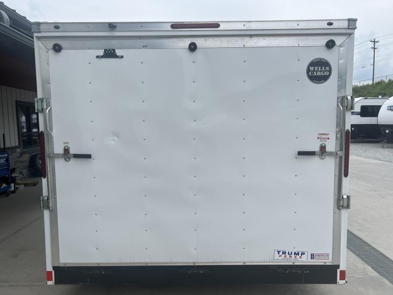 USED 2021 Wells Cargo 8.5X20 Cargo Enclosed Trailer 7000 GVW oaBCTYpafjku