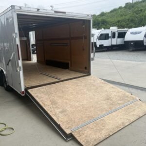 USED 2021 Wells Cargo 8.5X20 Cargo Enclosed Trailer 7000 GVW uAnFFAj7n3sk
